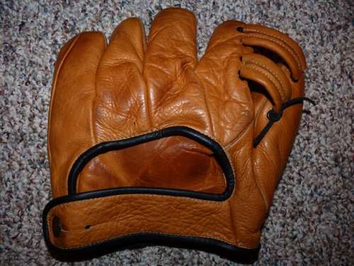 Carl Hubbell Wilson 2629 Back